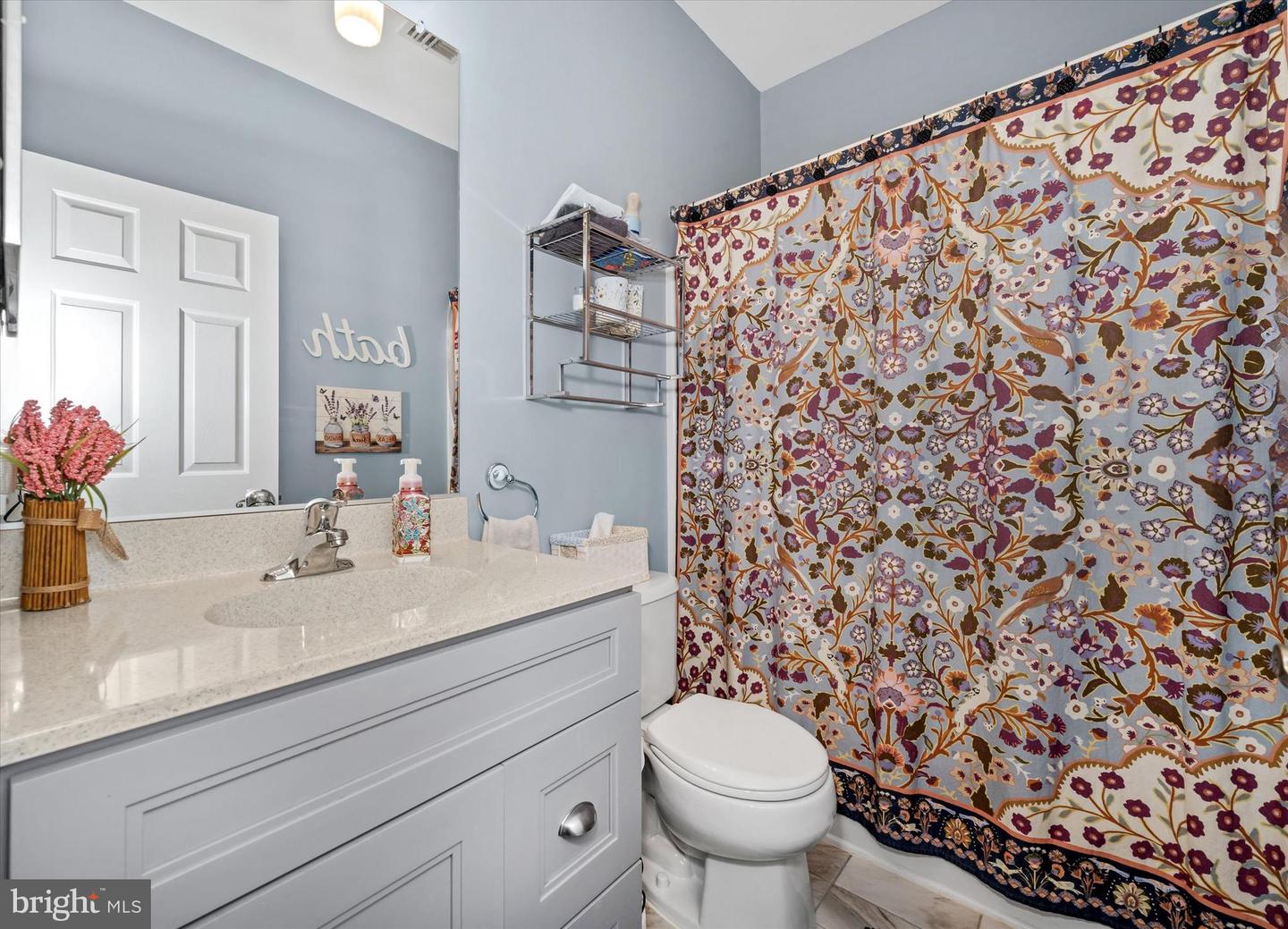 20 HUNTERS Way GLEN MILLS, PA 19342