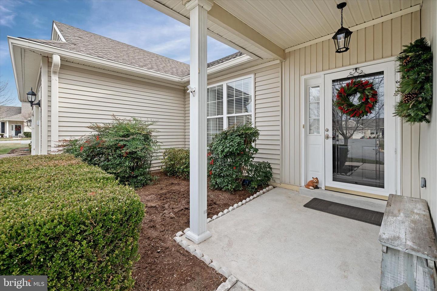 20 HUNTERS Way GLEN MILLS, PA 19342