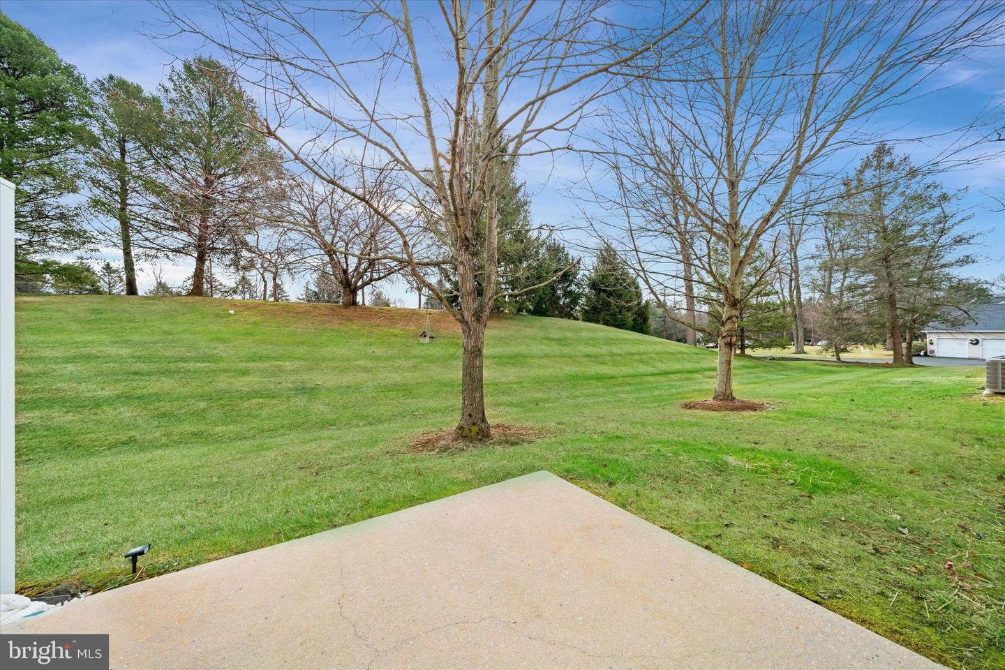 20 HUNTERS Way GLEN MILLS, PA 19342