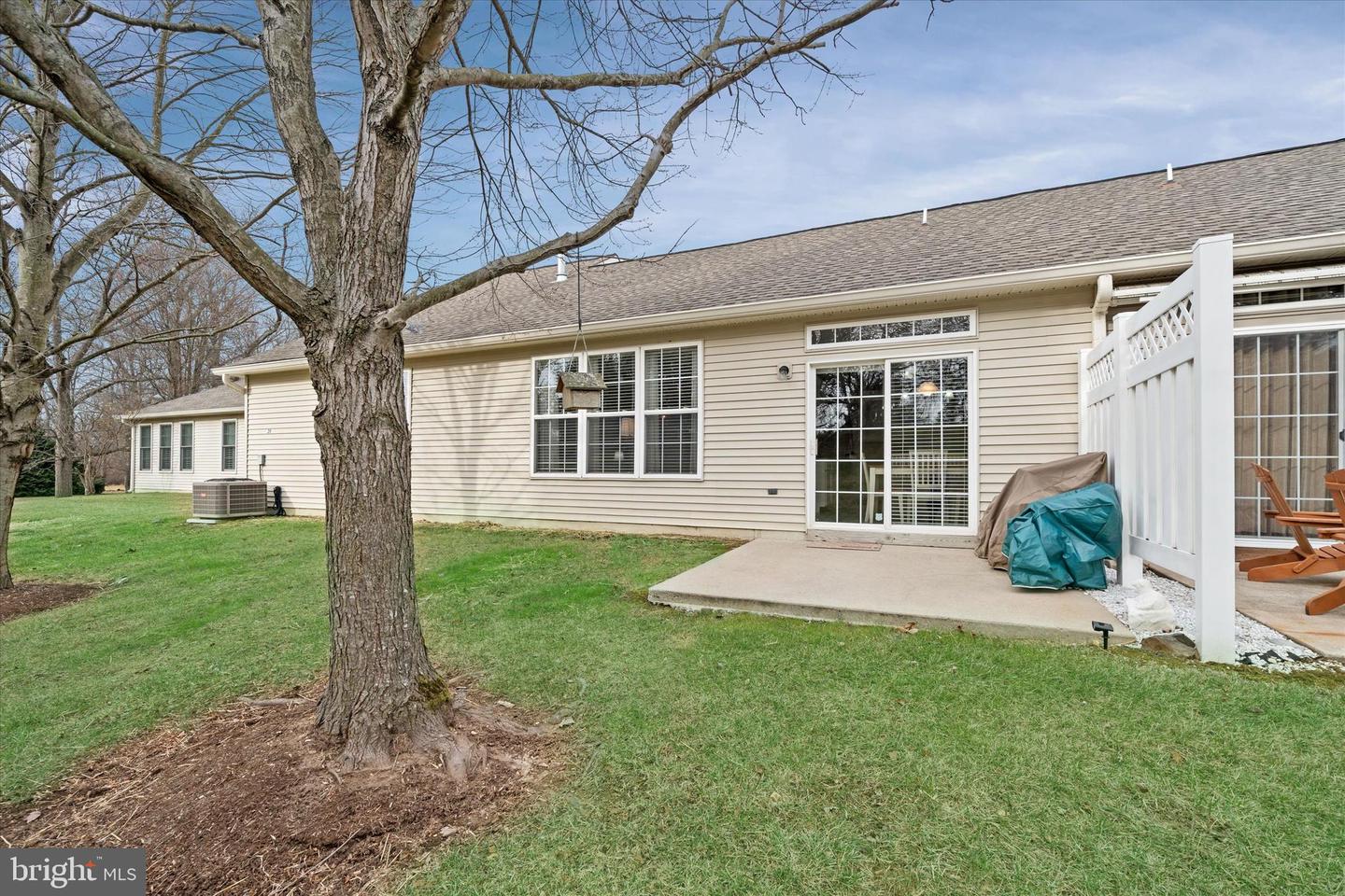 20 HUNTERS Way GLEN MILLS, PA 19342