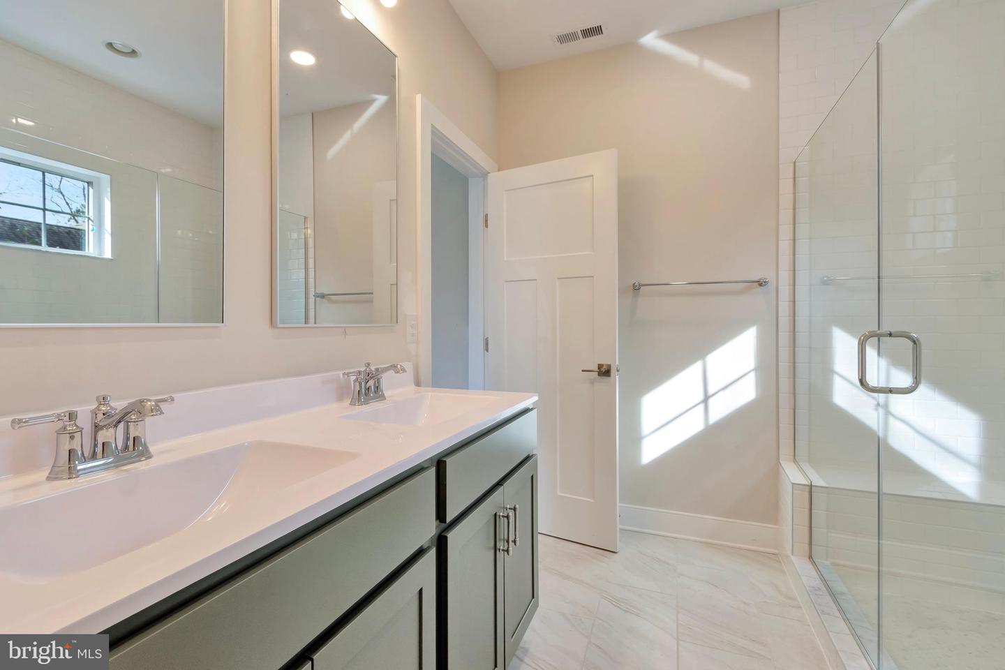 655 BETHANY Cir BETHANY BEACH, DE 19930