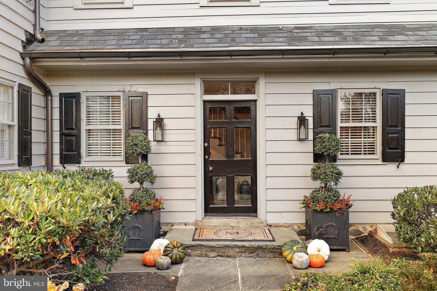 302 STONE Brk Dr WILMINGTON, DE 19807