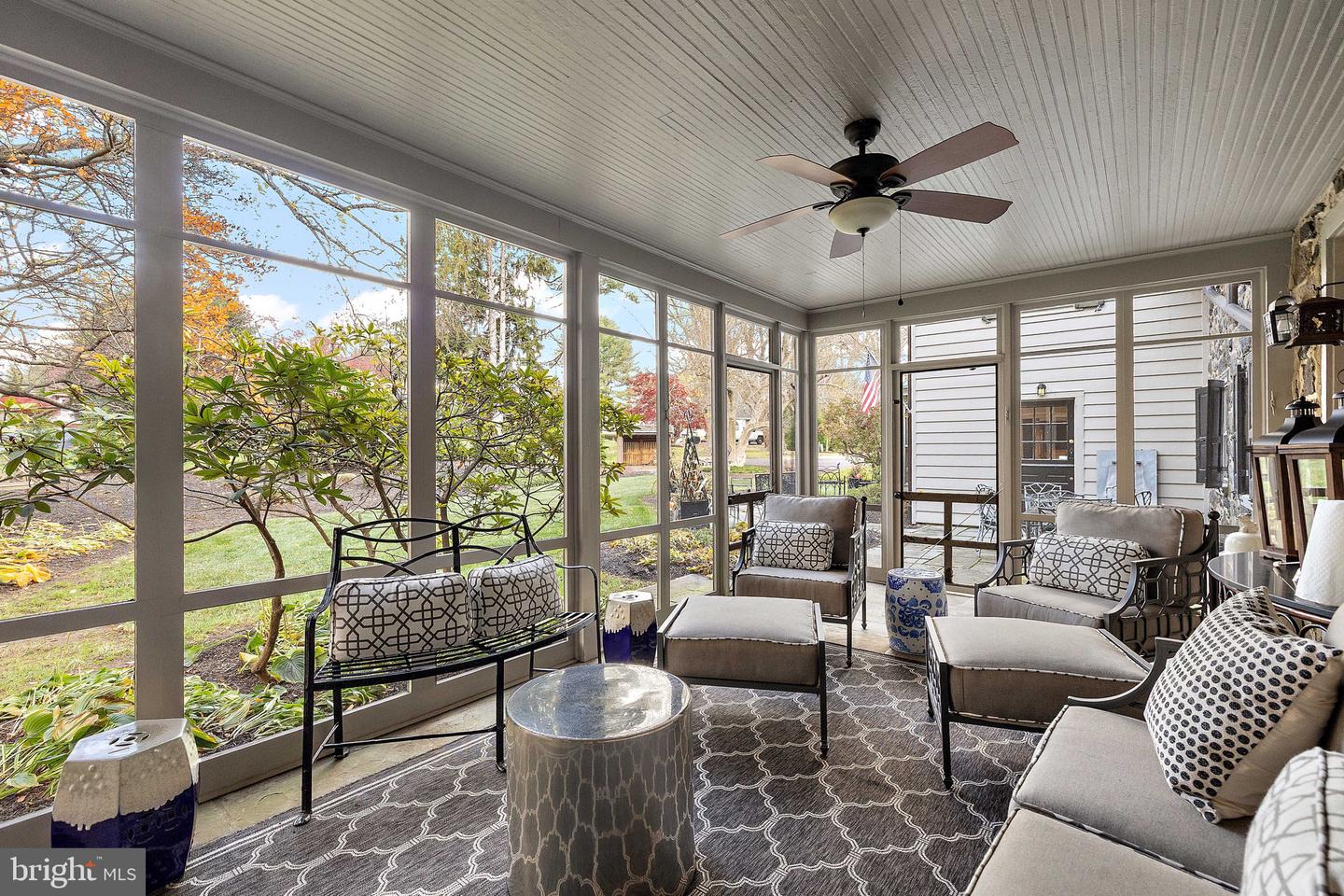 302 STONE Brk Dr WILMINGTON, DE 19807