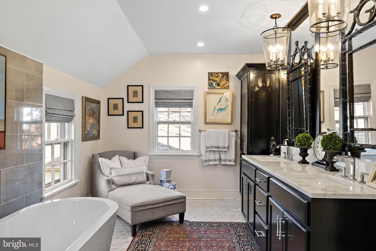 302 STONE Brk Dr WILMINGTON, DE 19807