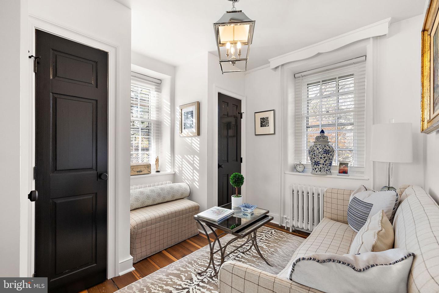 302 STONE Brk Dr WILMINGTON, DE 19807