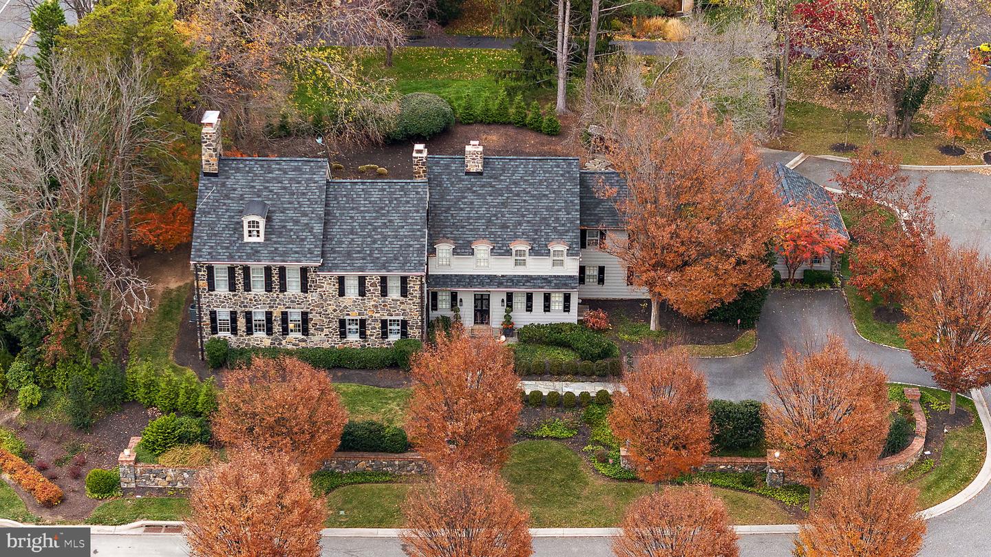 302 STONE Brk Dr WILMINGTON, DE 19807