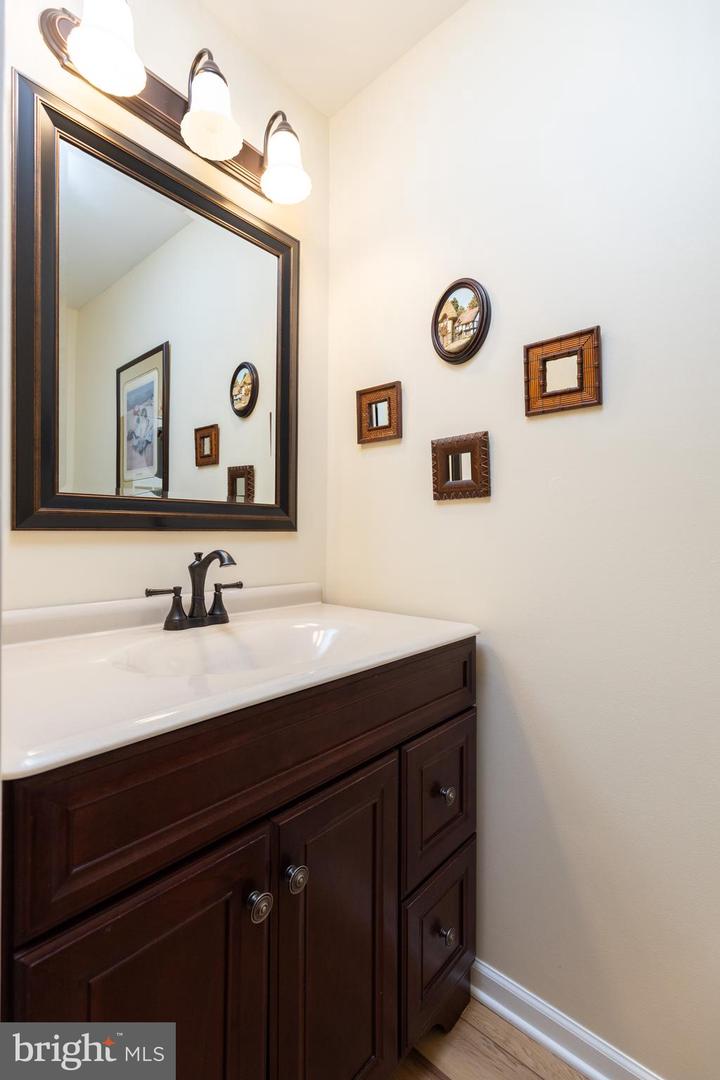 32 SALERNO Dr SMYRNA, DE 19977