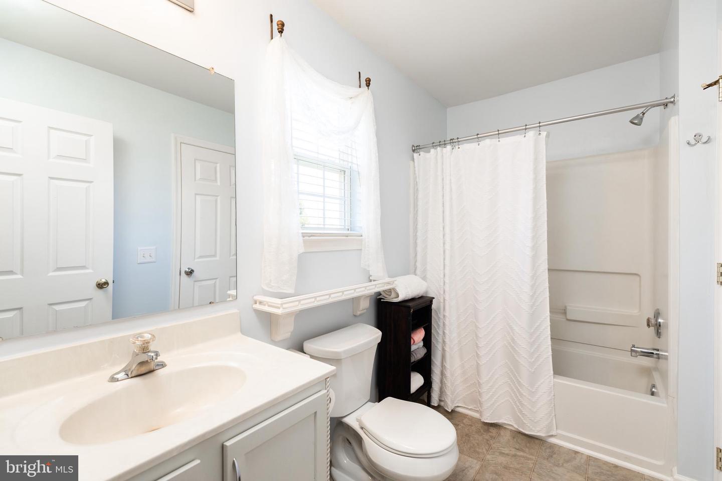 32 SALERNO Dr SMYRNA, DE 19977