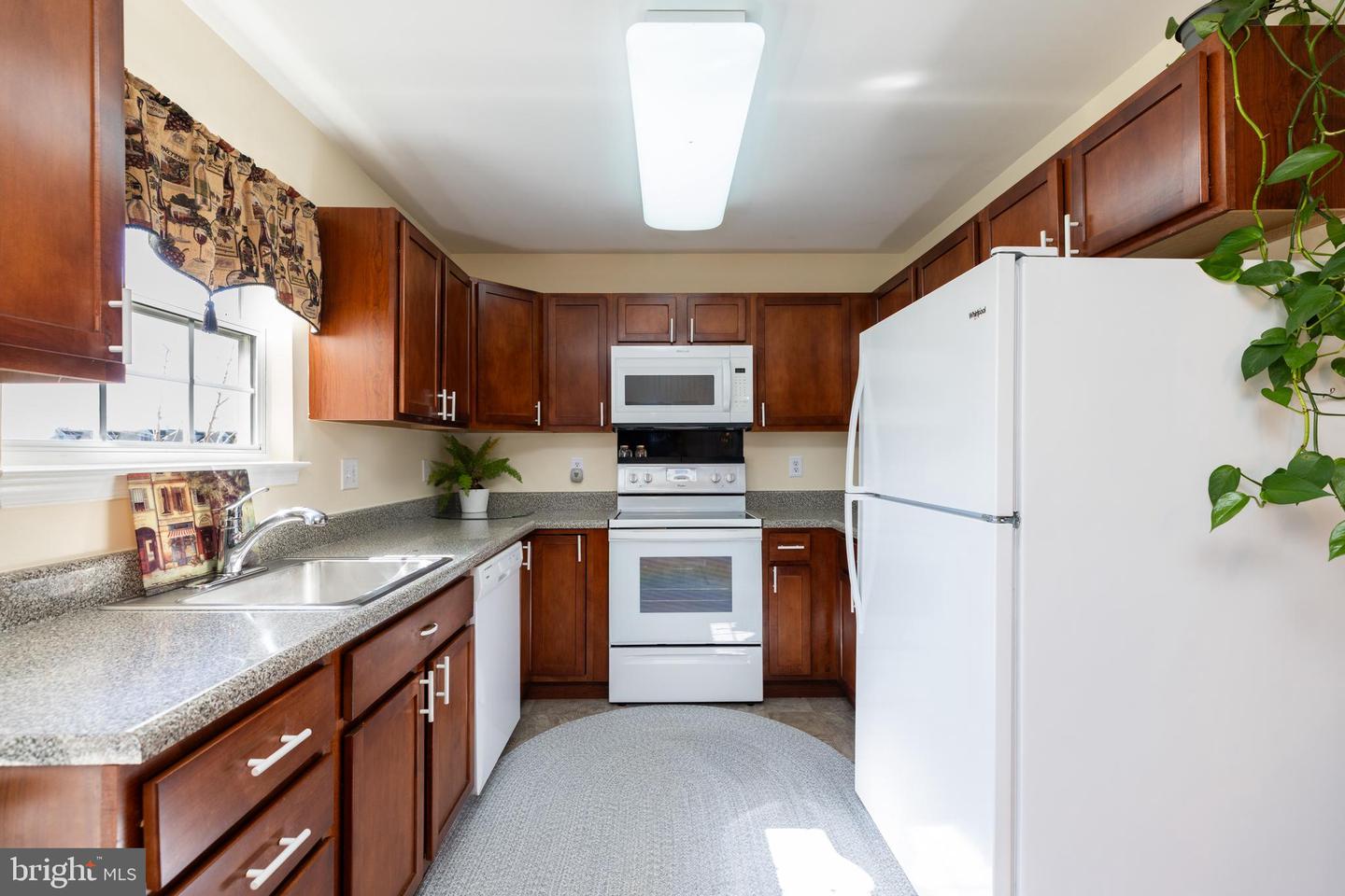 32 SALERNO Dr SMYRNA, DE 19977