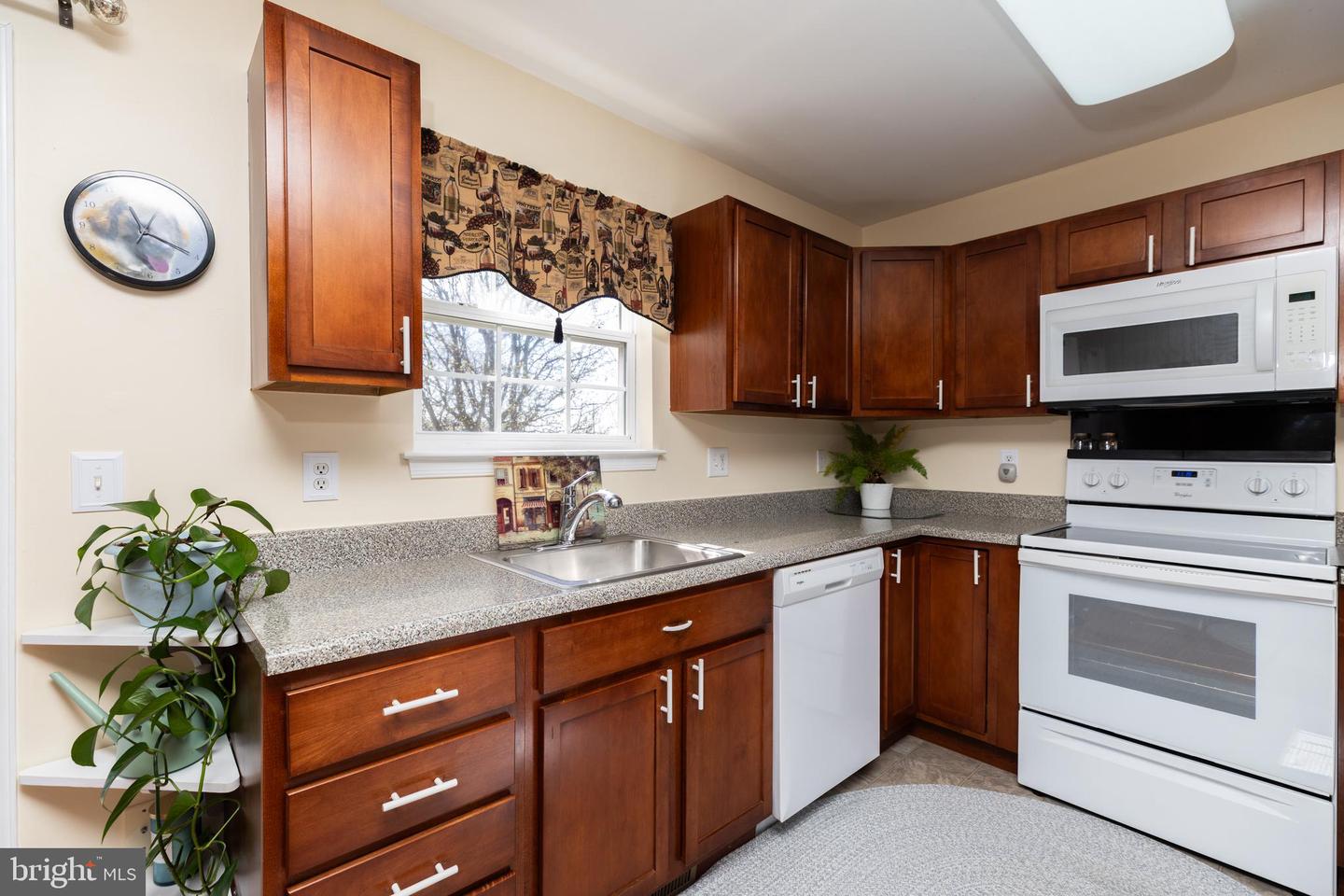 32 SALERNO Dr SMYRNA, DE 19977