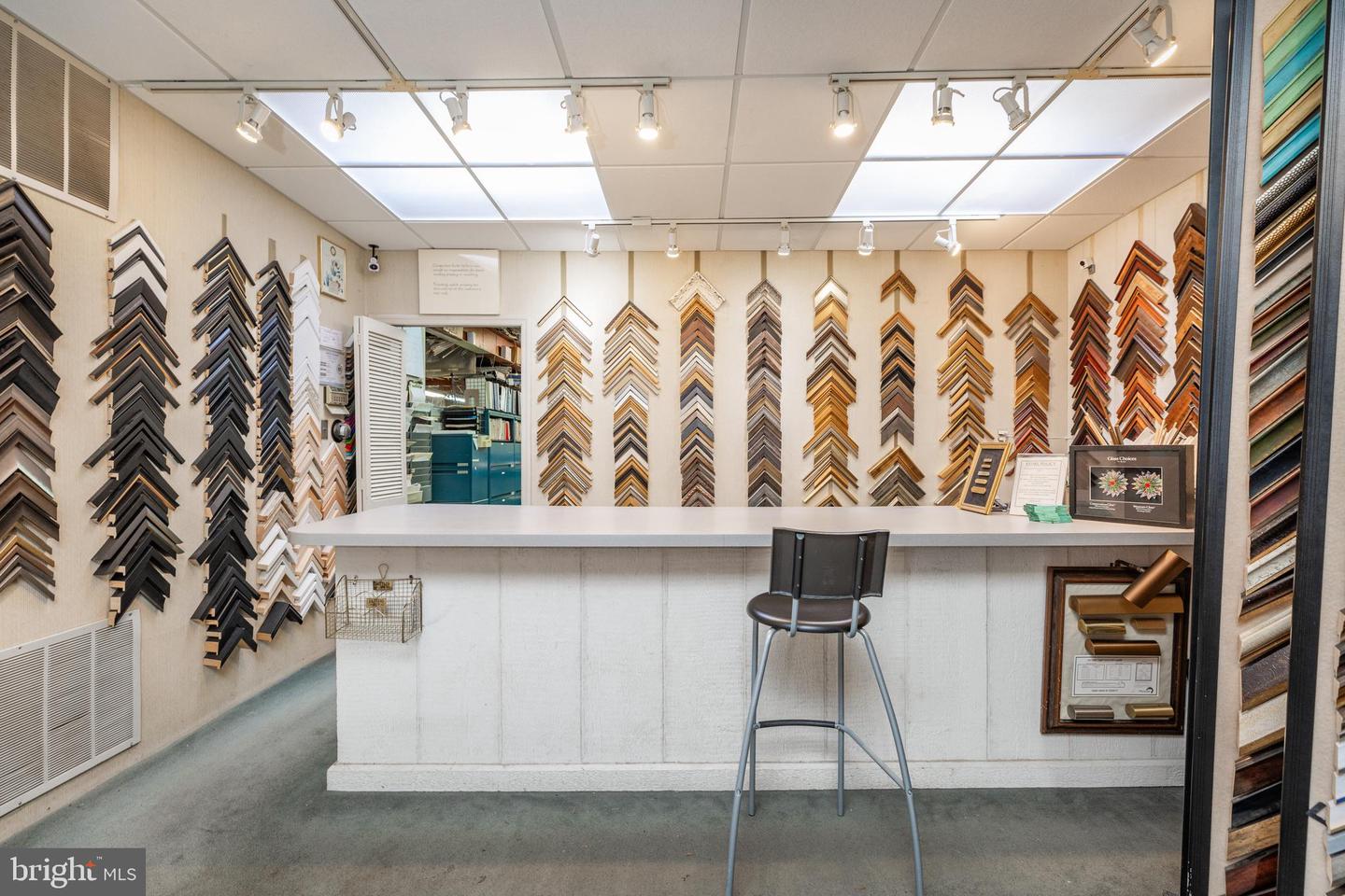 1705 N LINCOLN St WILMINGTON, DE 19806