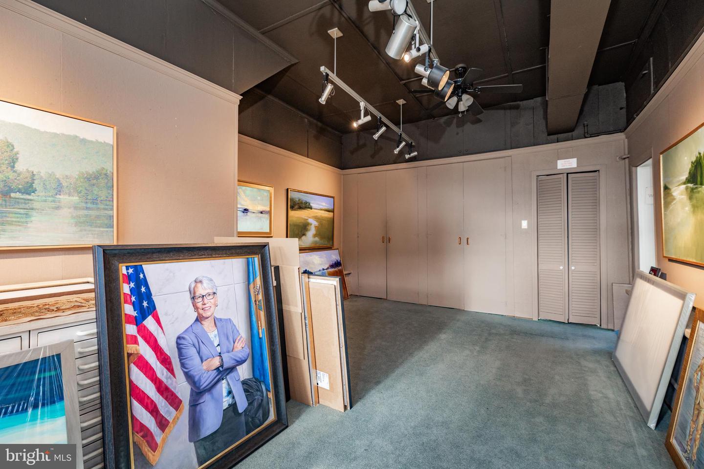 1705 N LINCOLN St WILMINGTON, DE 19806