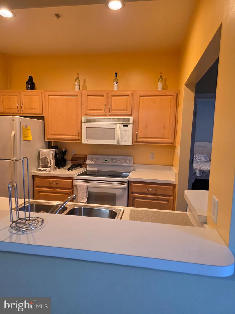 100 CASCADE Ln #108 REHOBOTH BEACH, DE 19971