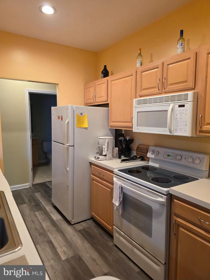 100 CASCADE Ln #108 REHOBOTH BEACH, DE 19971