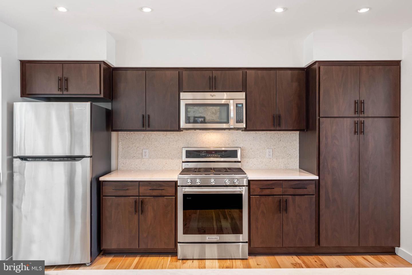 93 GLADE Cir W REHOBOTH BEACH, DE 19971