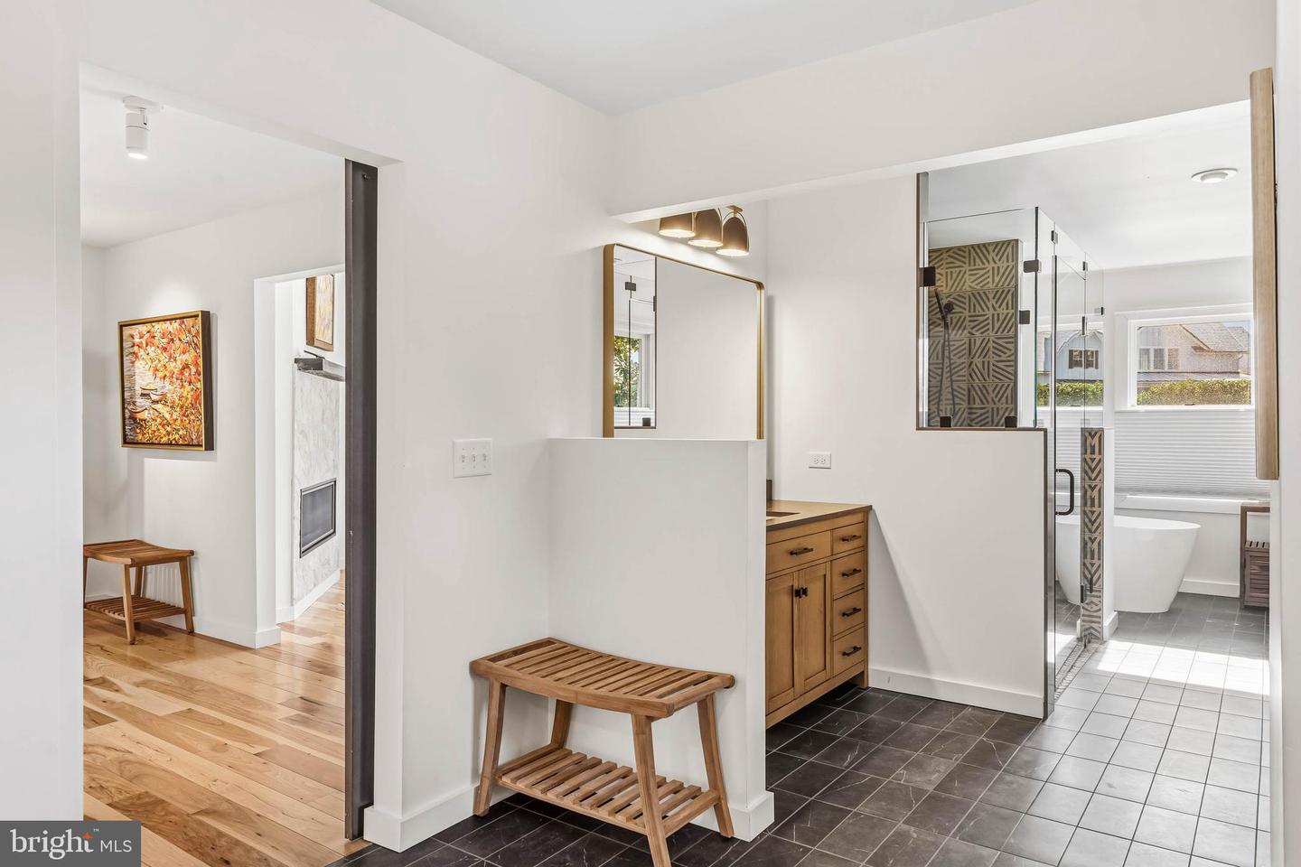 93 GLADE Cir W REHOBOTH BEACH, DE 19971