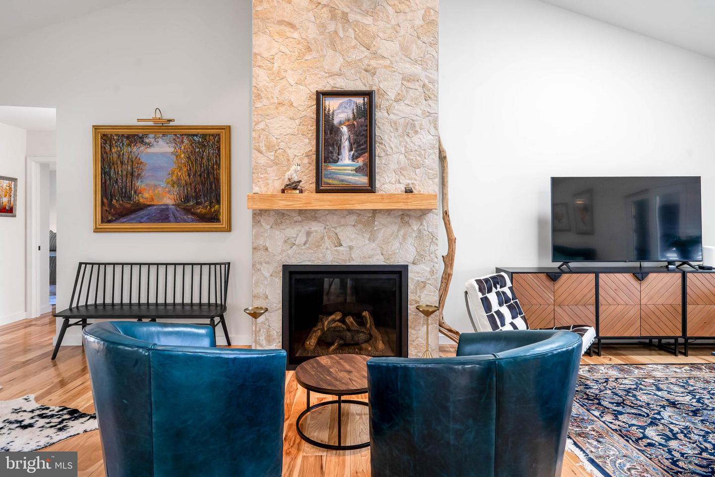 93 GLADE Cir W REHOBOTH BEACH, DE 19971