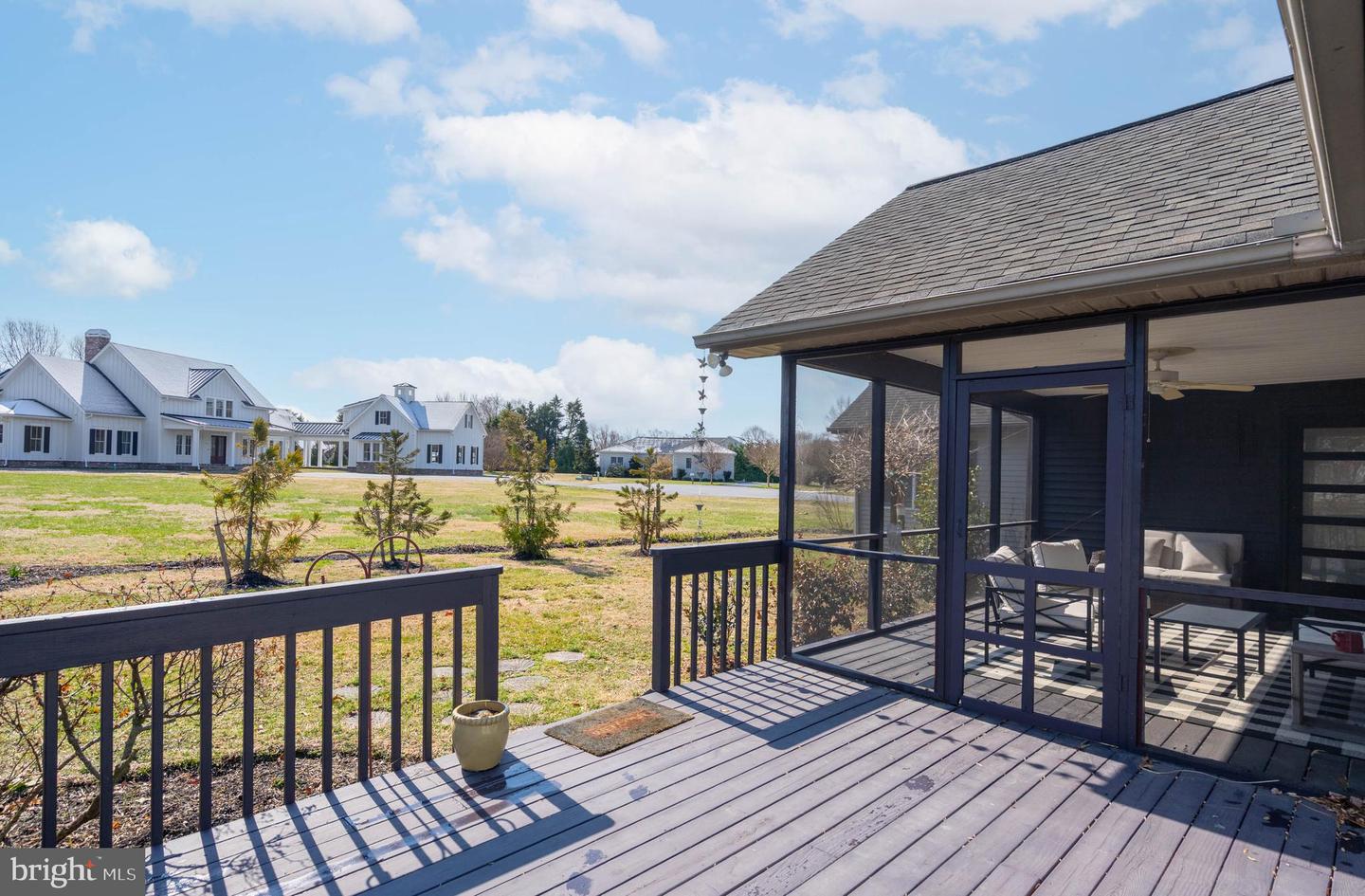 93 GLADE Cir W REHOBOTH BEACH, DE 19971