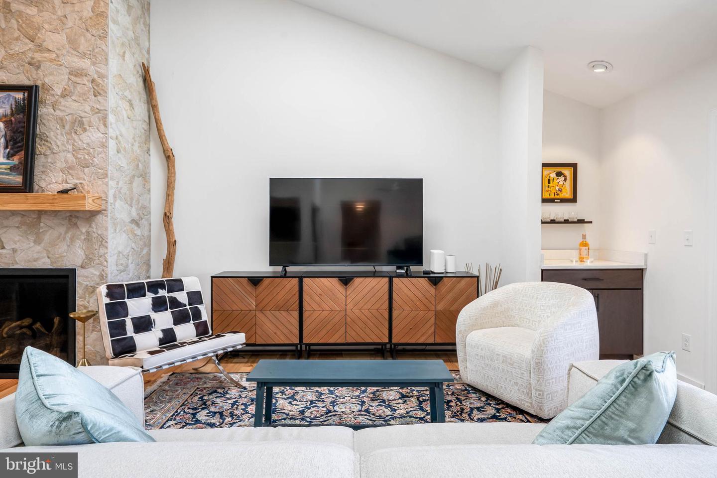 93 GLADE Cir W REHOBOTH BEACH, DE 19971