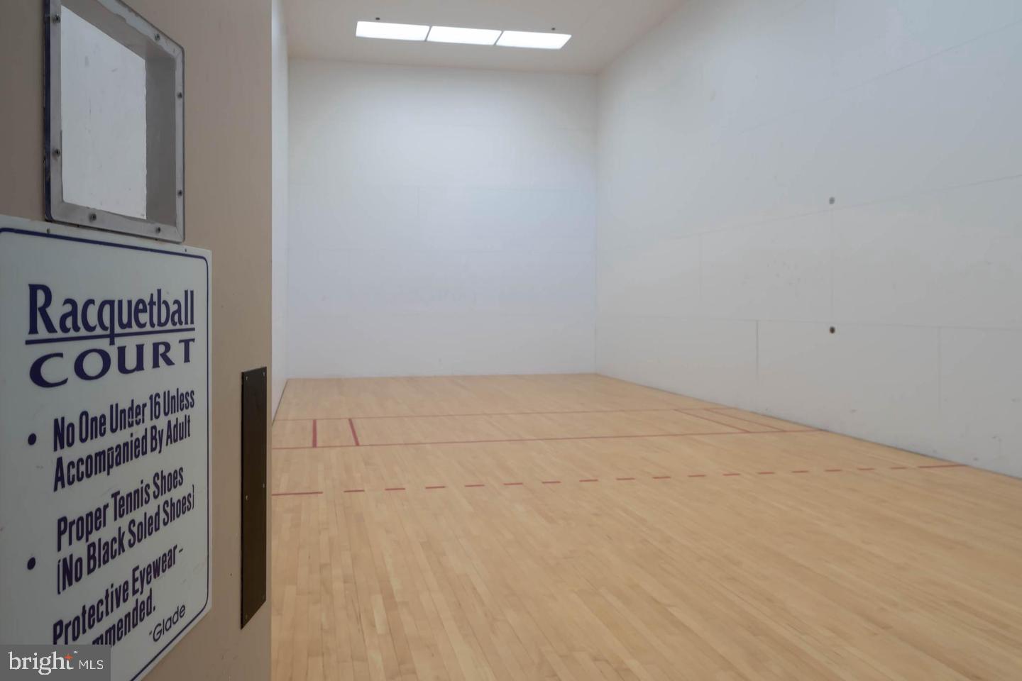 93 GLADE Cir W REHOBOTH BEACH, DE 19971