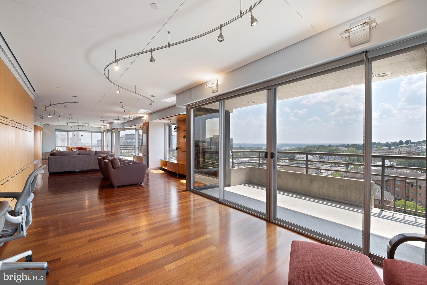 1100 LOVERING Ave #1304/1306 WILMINGTON, DE 19806