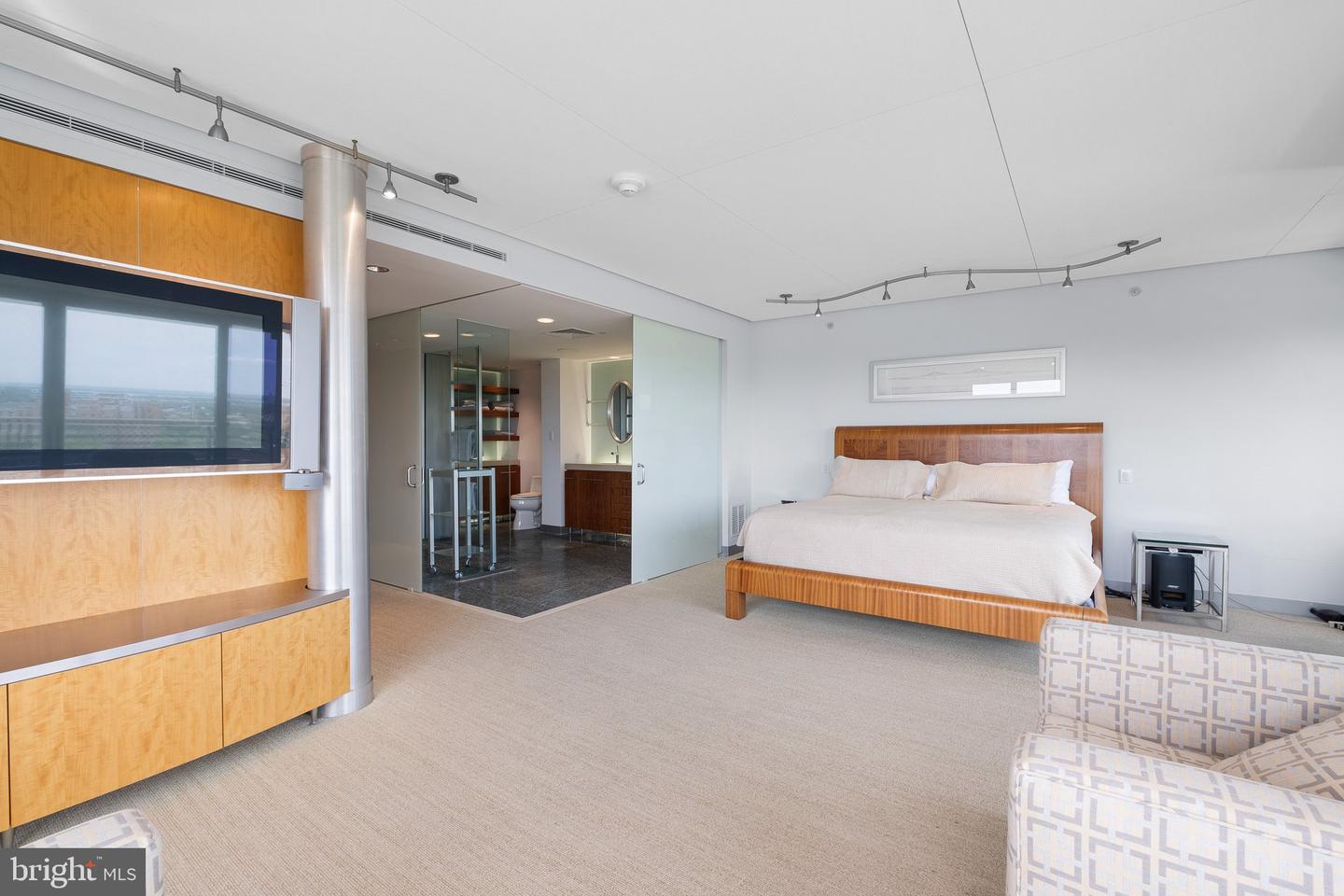 1100 LOVERING Ave #1304/1306 WILMINGTON, DE 19806