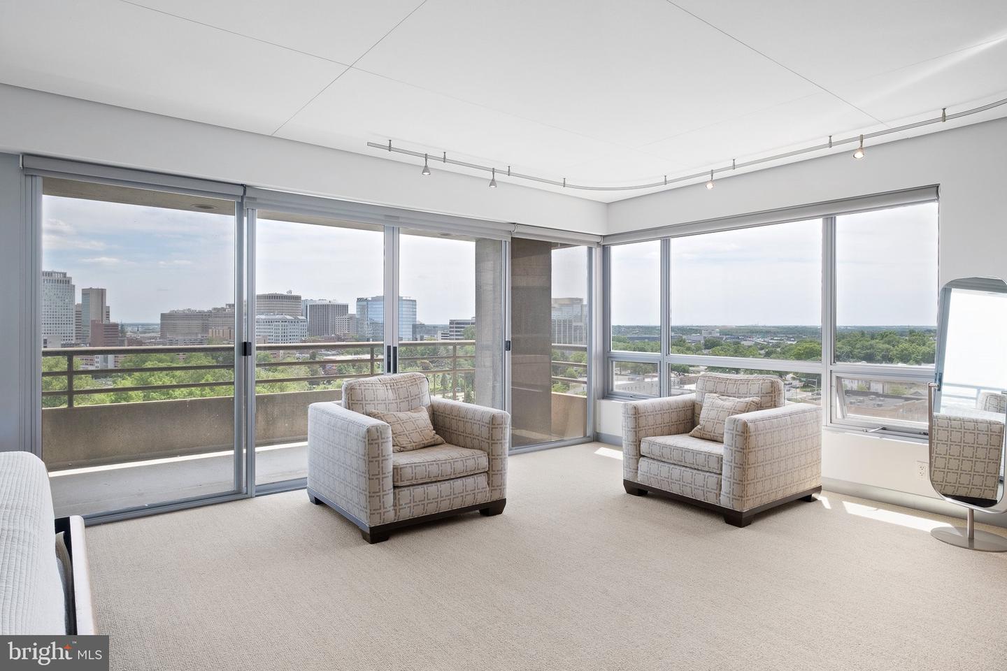 1100 LOVERING Ave #1304/1306 WILMINGTON, DE 19806