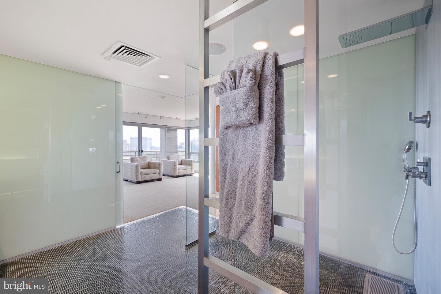 1100 LOVERING Ave #1304/1306 WILMINGTON, DE 19806