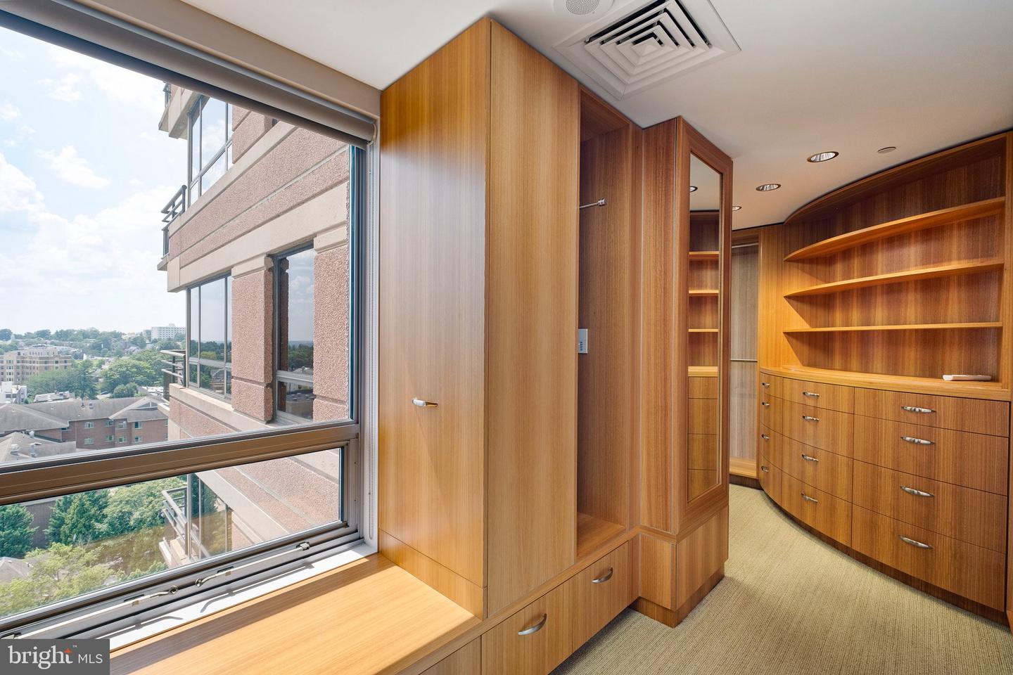 1100 LOVERING Ave #1304/1306 WILMINGTON, DE 19806