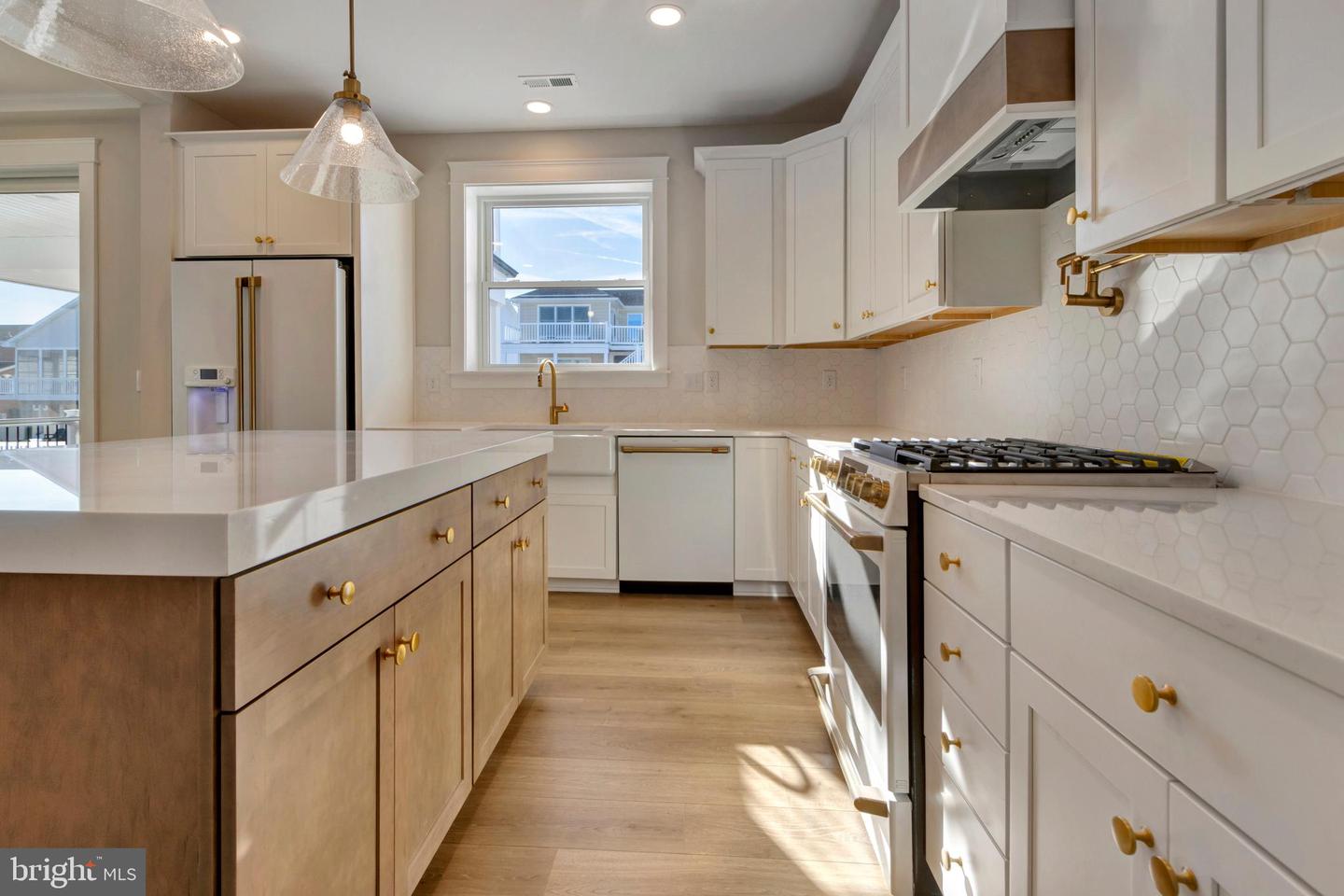 24 W ATLANTIC St FENWICK ISLAND, DE 19944