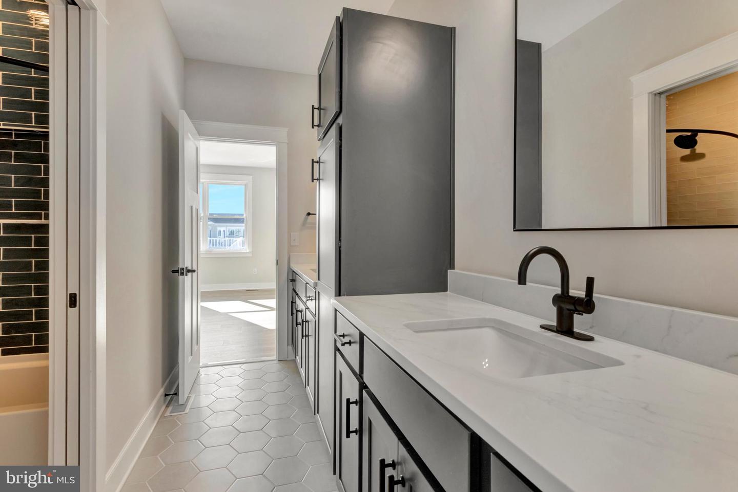 24 W ATLANTIC St FENWICK ISLAND, DE 19944