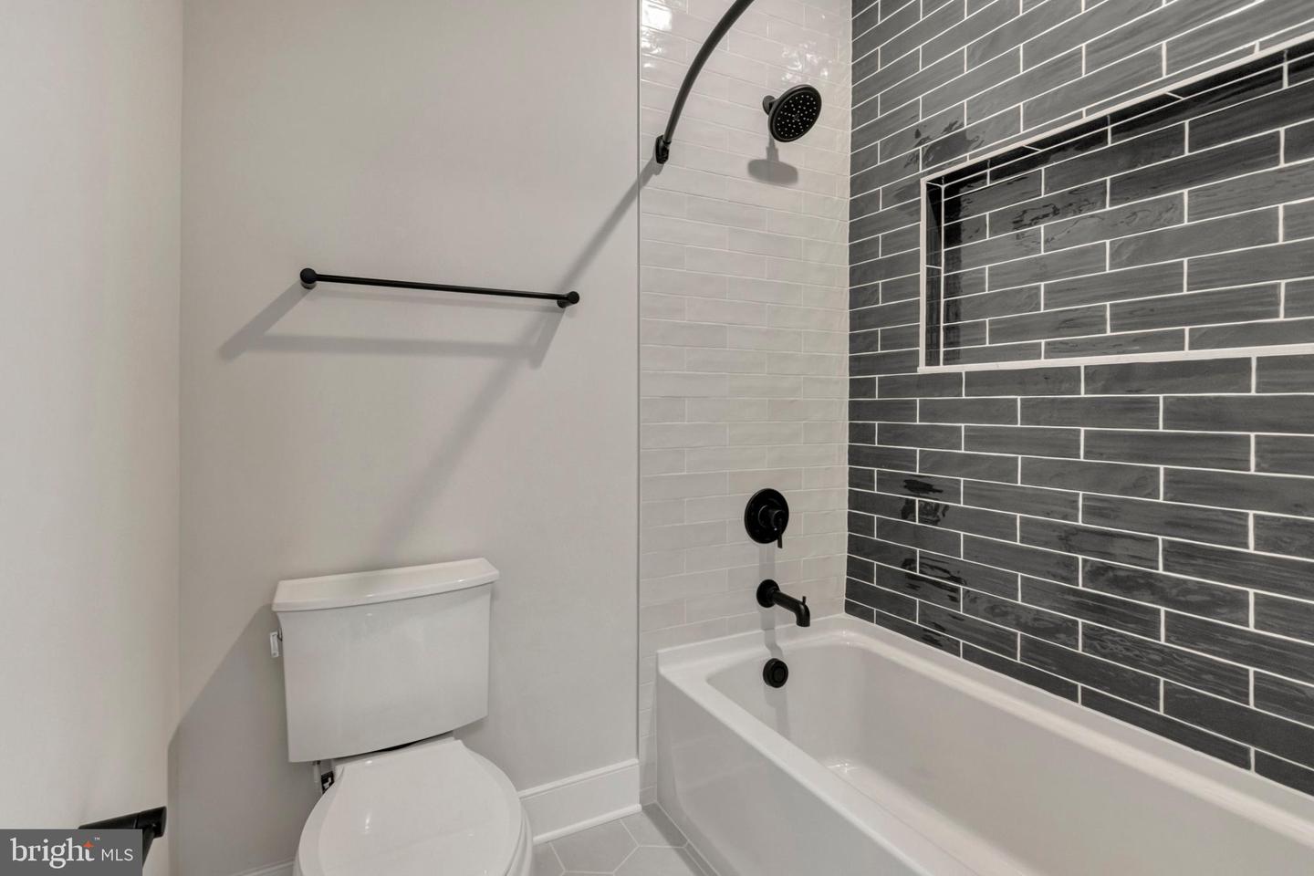 24 W ATLANTIC St FENWICK ISLAND, DE 19944