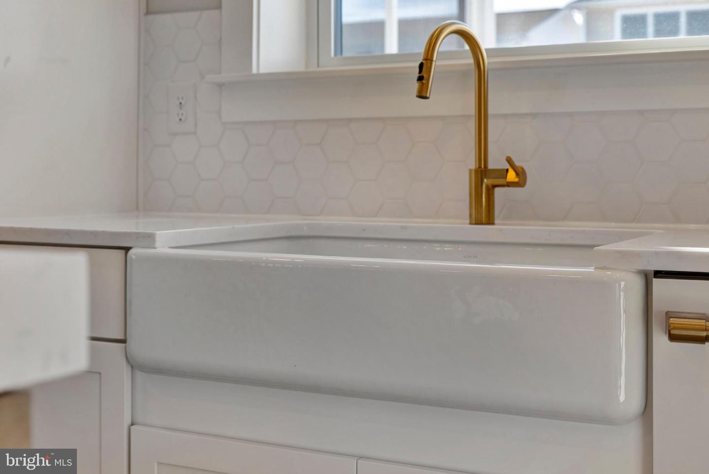 24 W ATLANTIC St FENWICK ISLAND, DE 19944