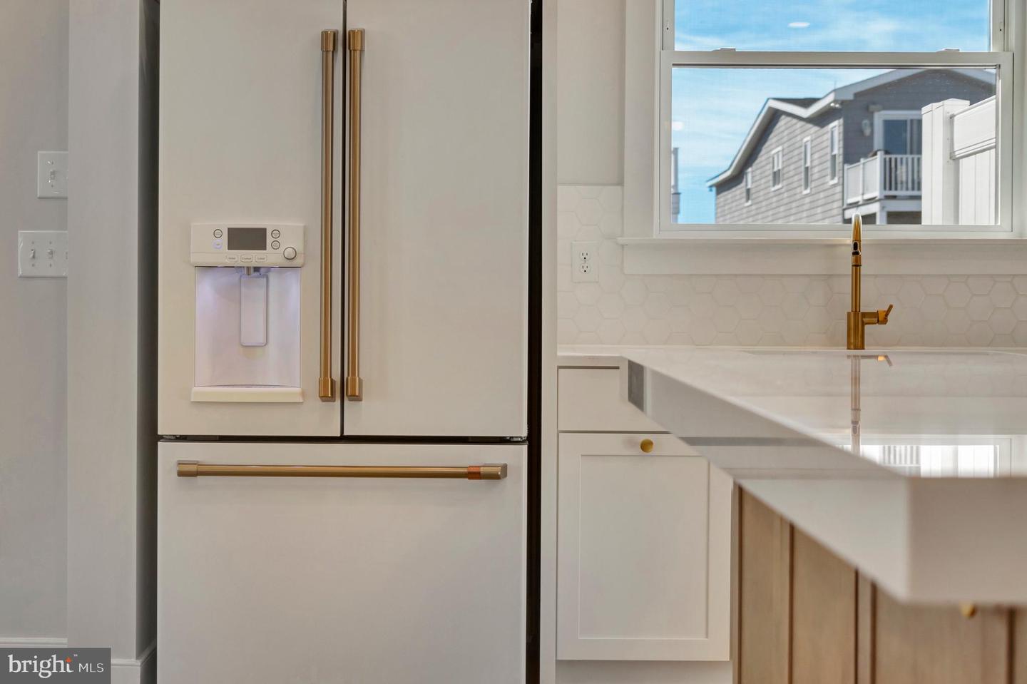 24 W ATLANTIC St FENWICK ISLAND, DE 19944