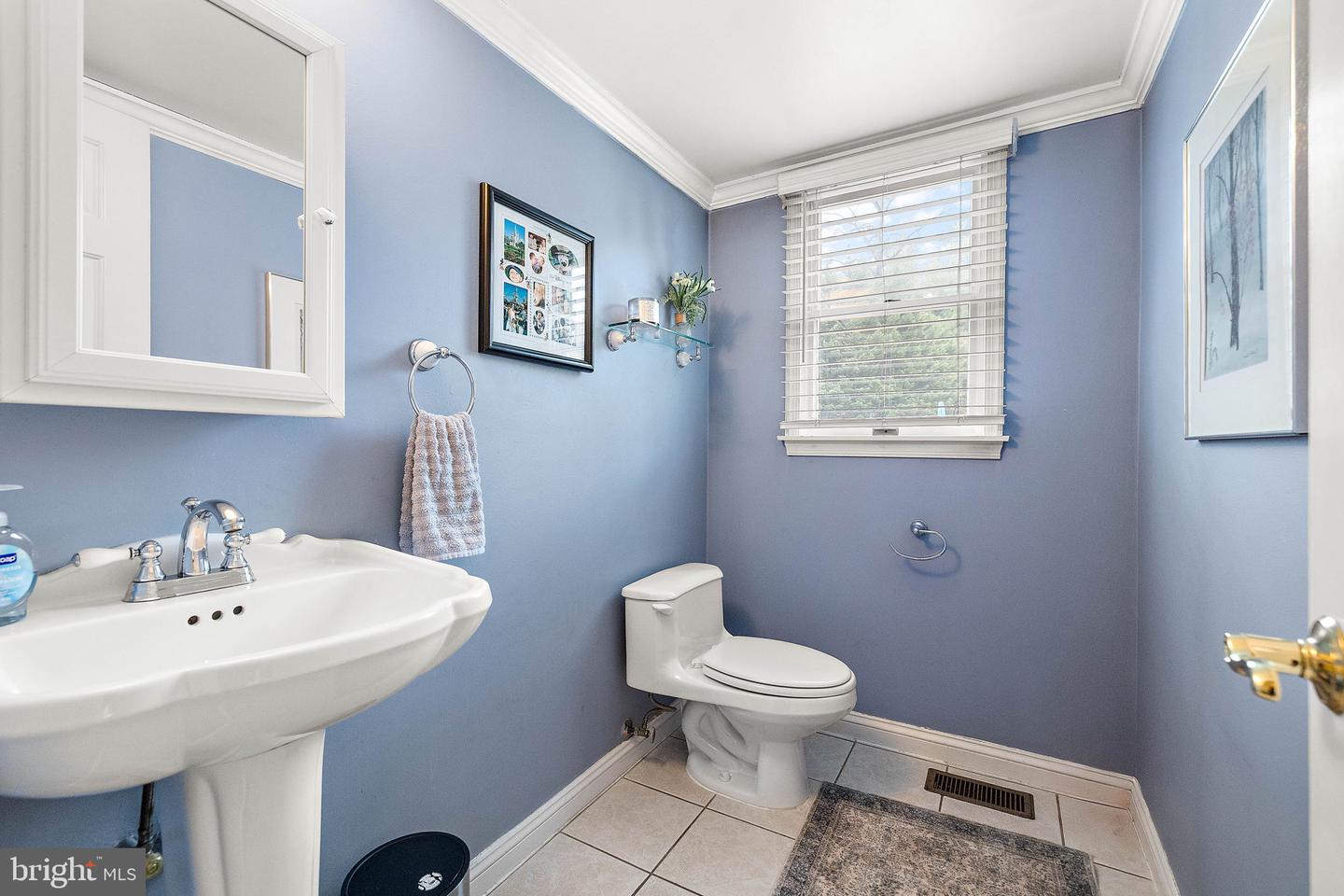 809 CHRISTOPHER Ct HOCKESSIN, DE 19707