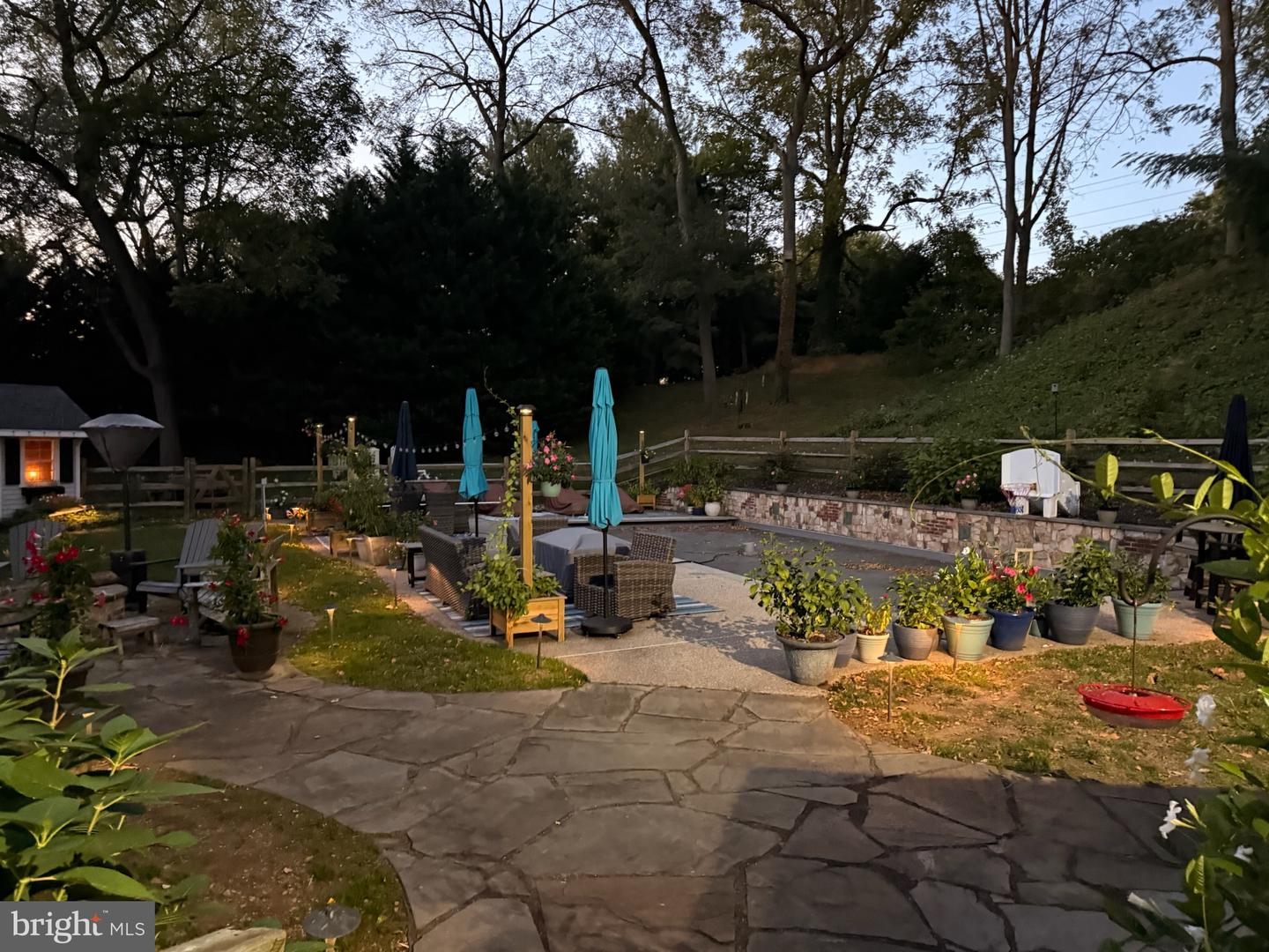 809 CHRISTOPHER Ct HOCKESSIN, DE 19707