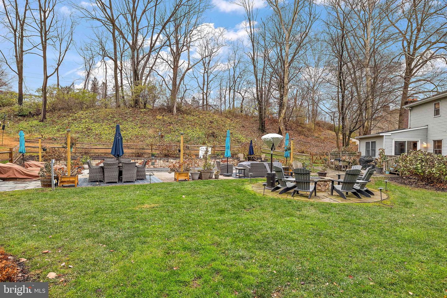 809 CHRISTOPHER Ct HOCKESSIN, DE 19707