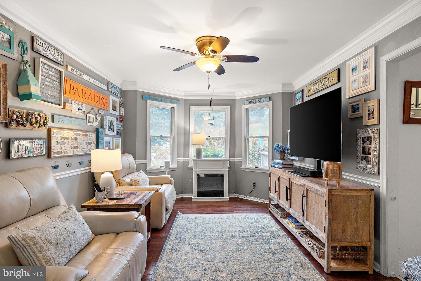 809 CHRISTOPHER Ct HOCKESSIN, DE 19707