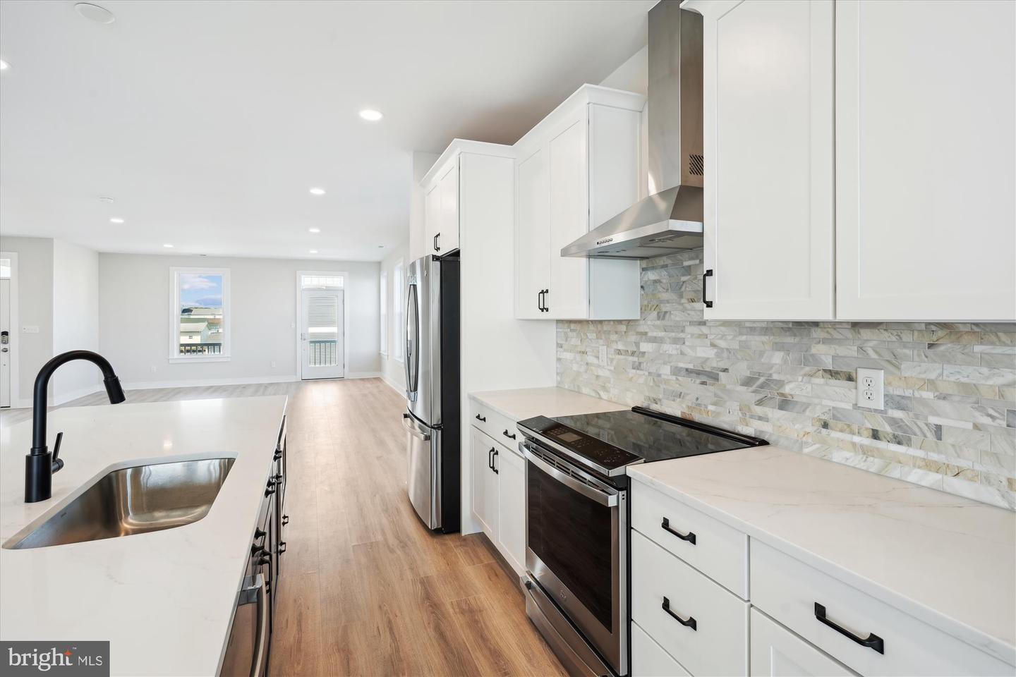 37926 EVEN TIDE Ln REHOBOTH BEACH, DE 19971