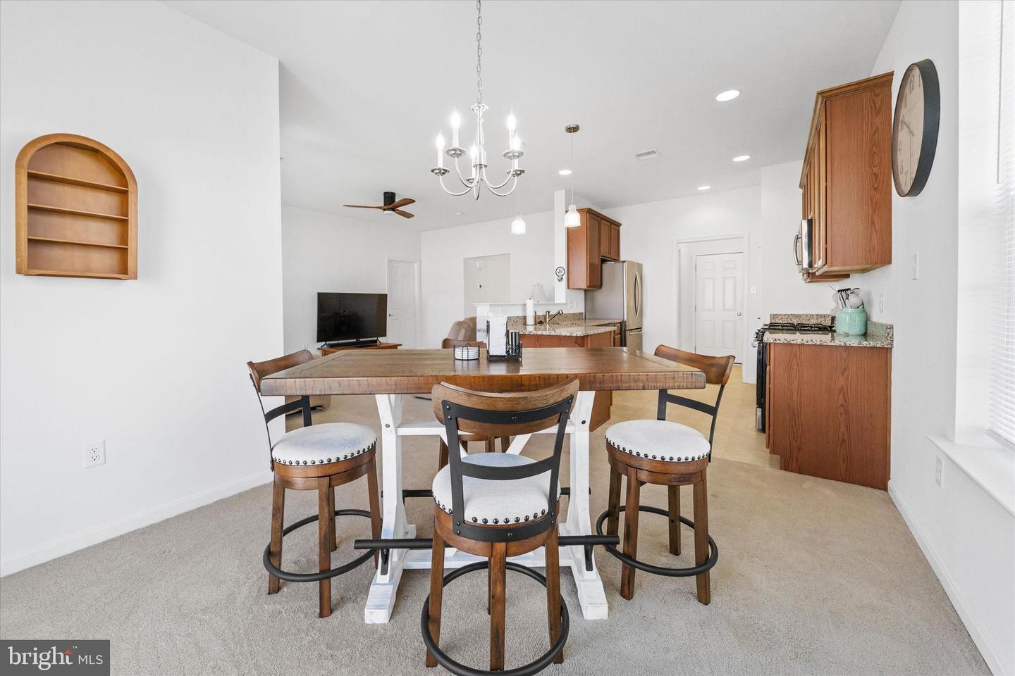 125 E CLARENDON Dr SMYRNA, DE 19977