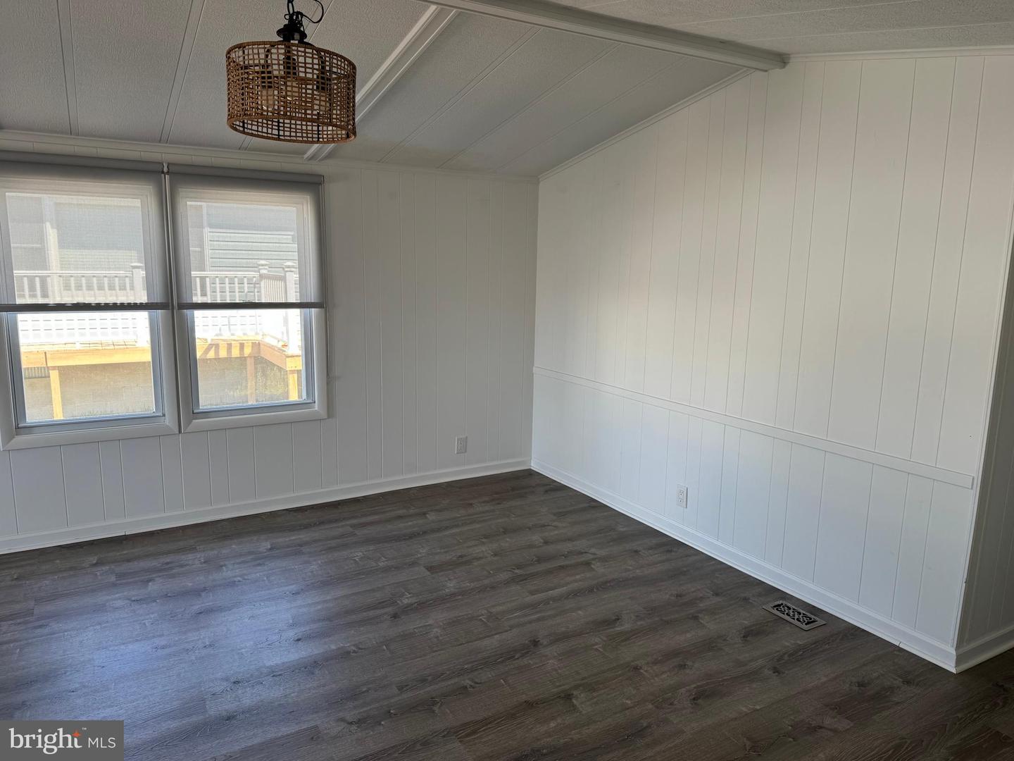 36991 LAWS Pt Rd SELBYVILLE, DE 19975