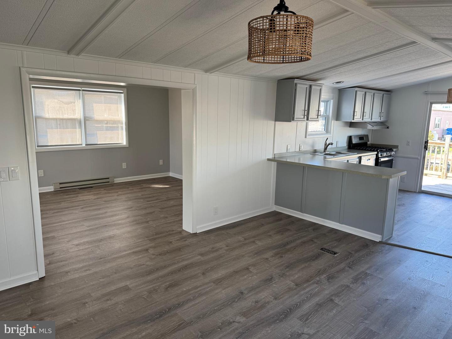 36991 LAWS Pt Rd SELBYVILLE, DE 19975