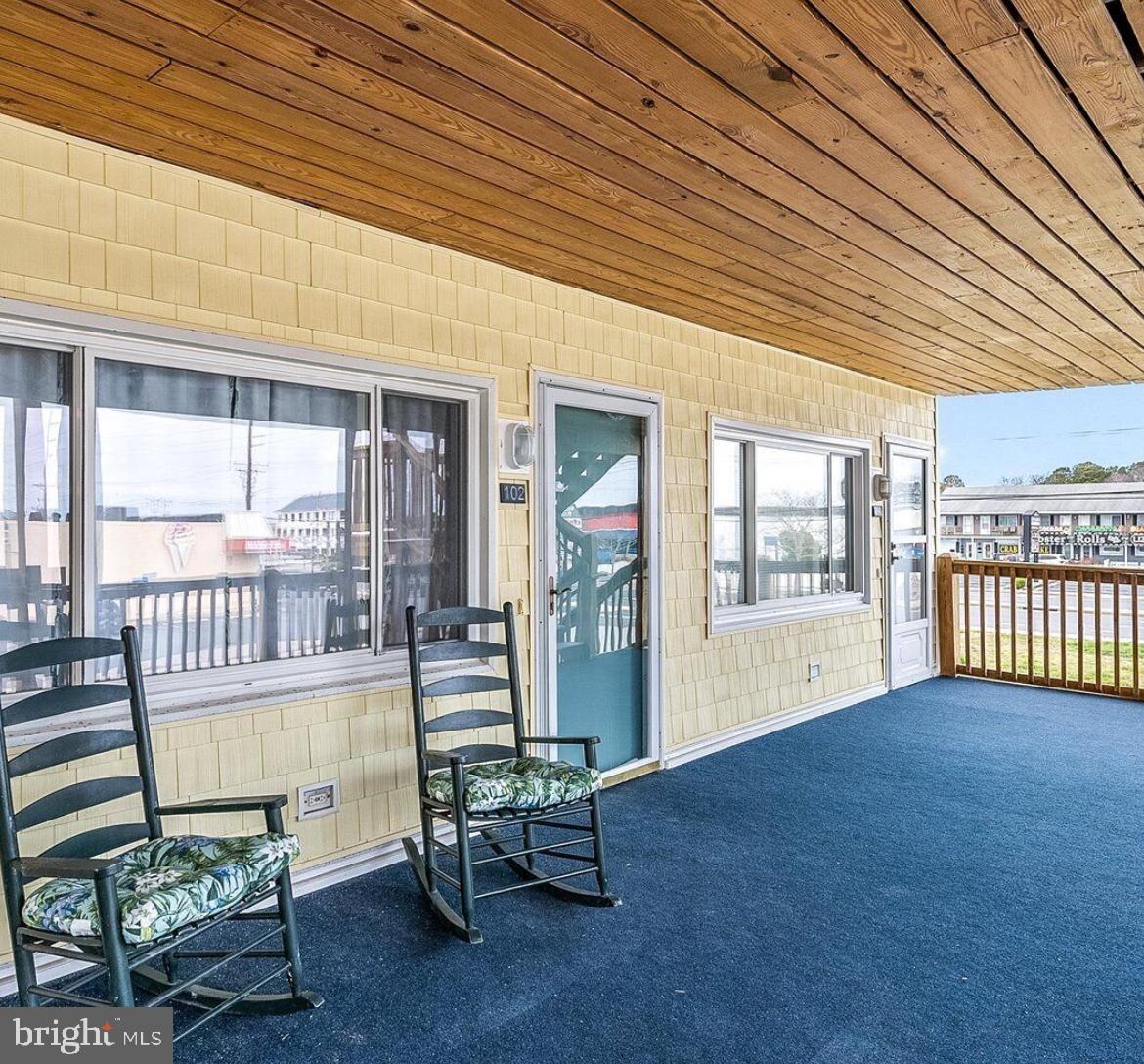 17 143RD St #102 OCEAN CITY, MD 21842