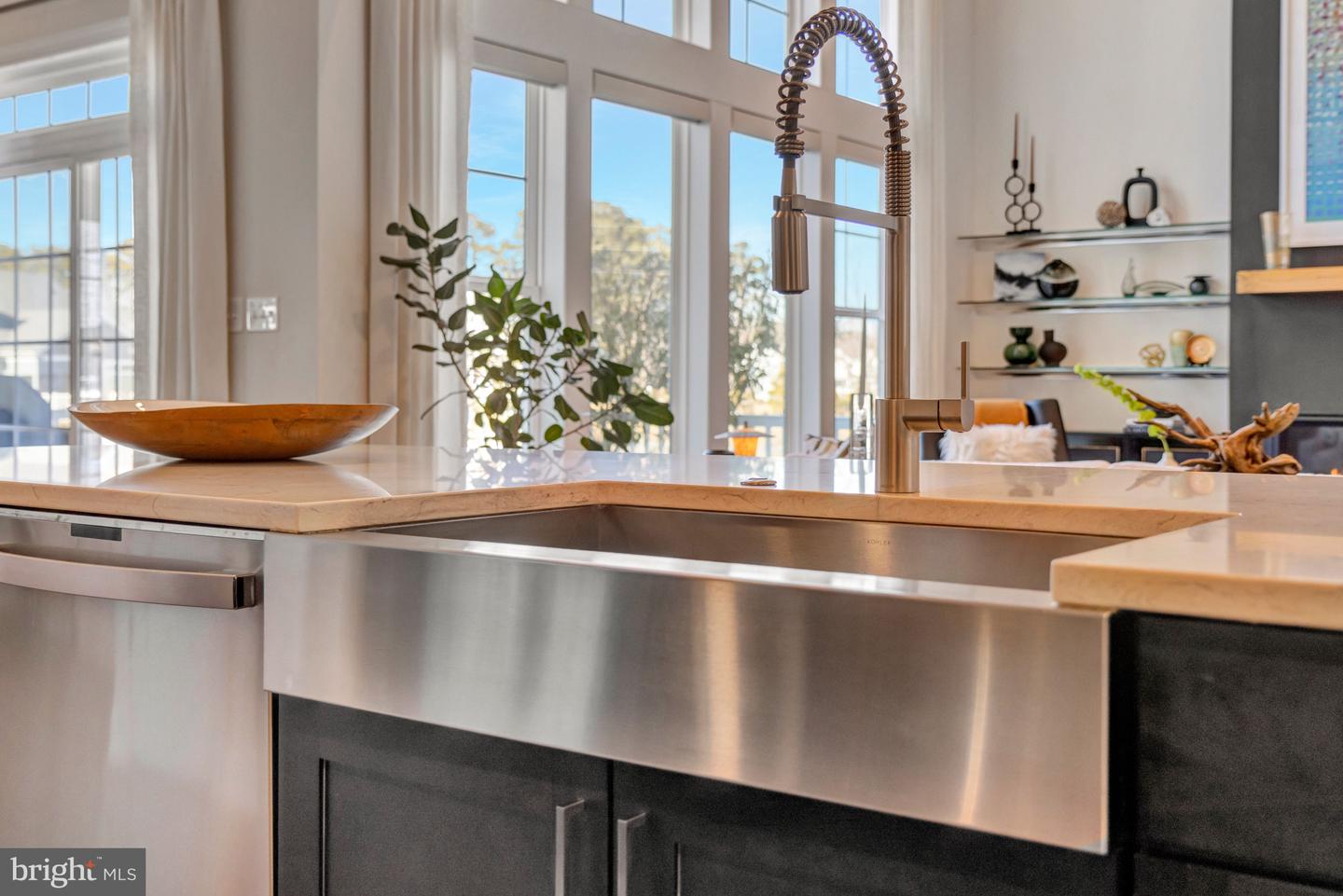 25028 LELAND Ave HARBESON, DE 19951