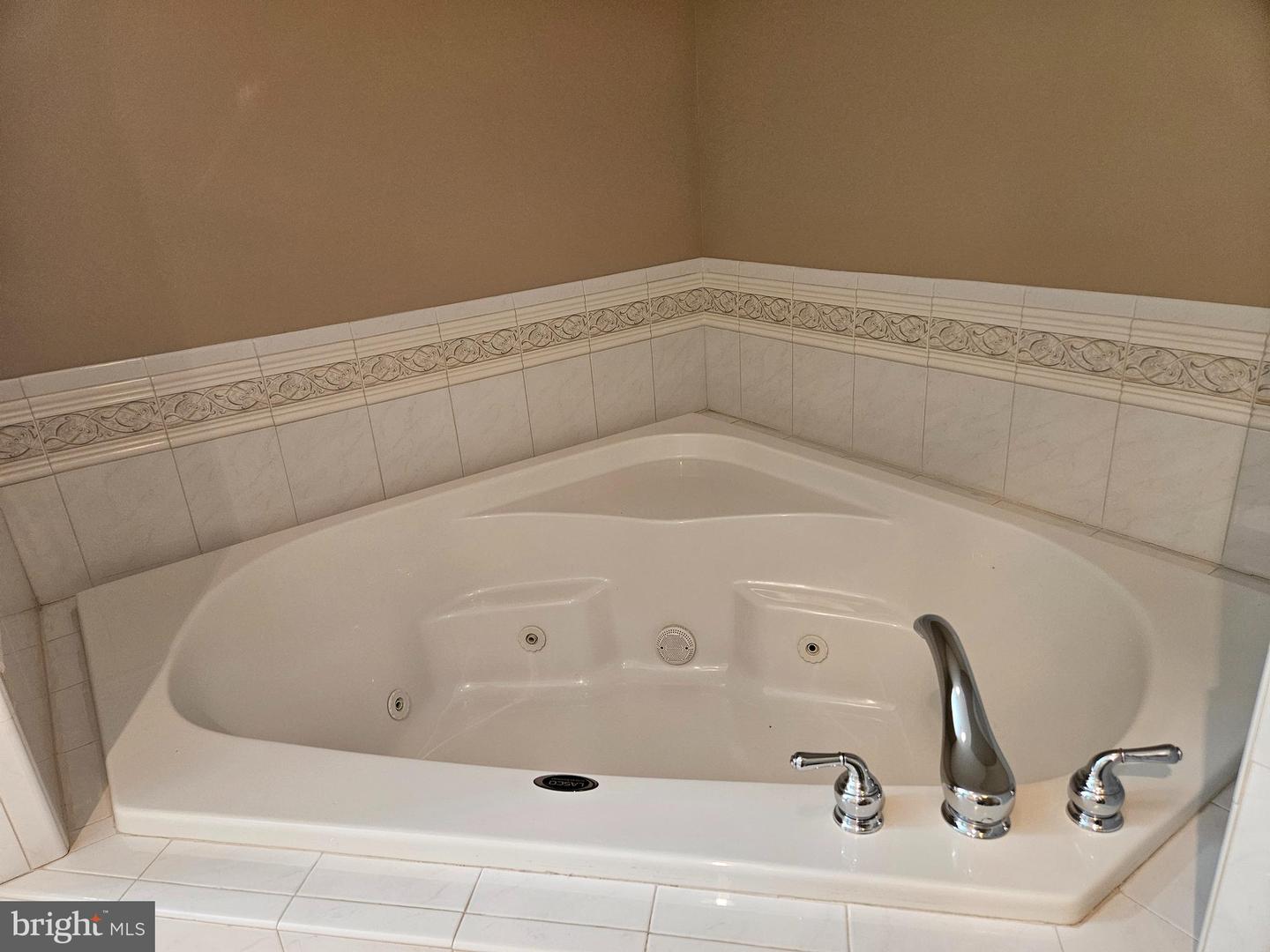 34297 SUMMERLYN Dr #501 LEWES, DE 19958