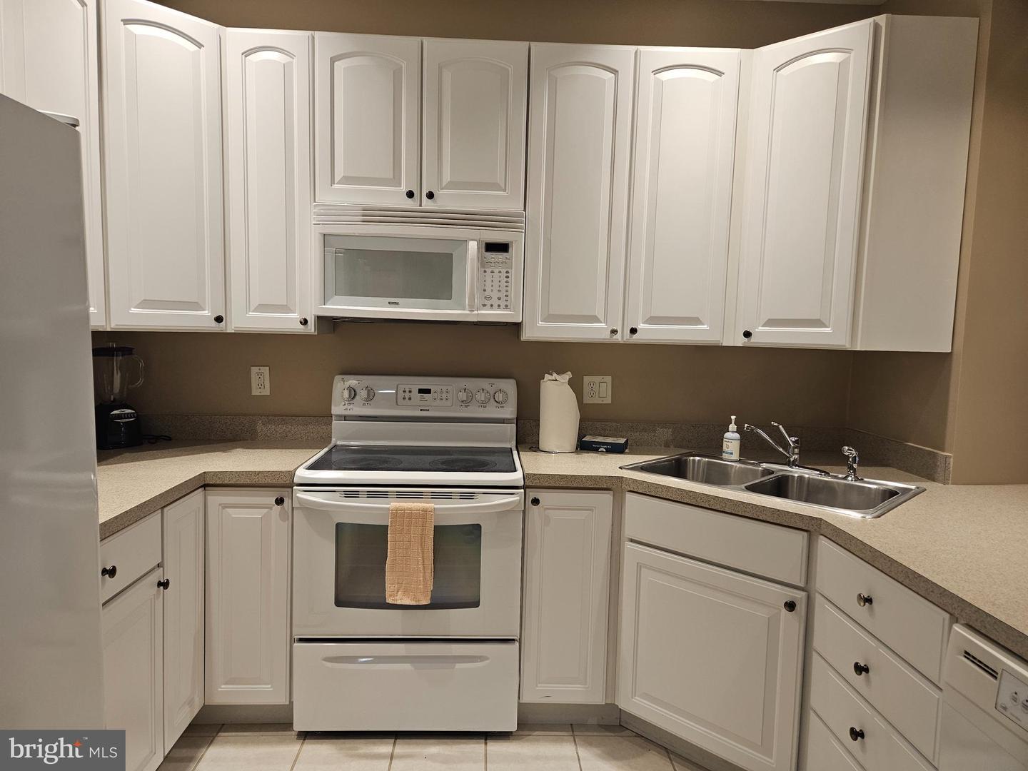 34297 SUMMERLYN Dr #501 LEWES, DE 19958