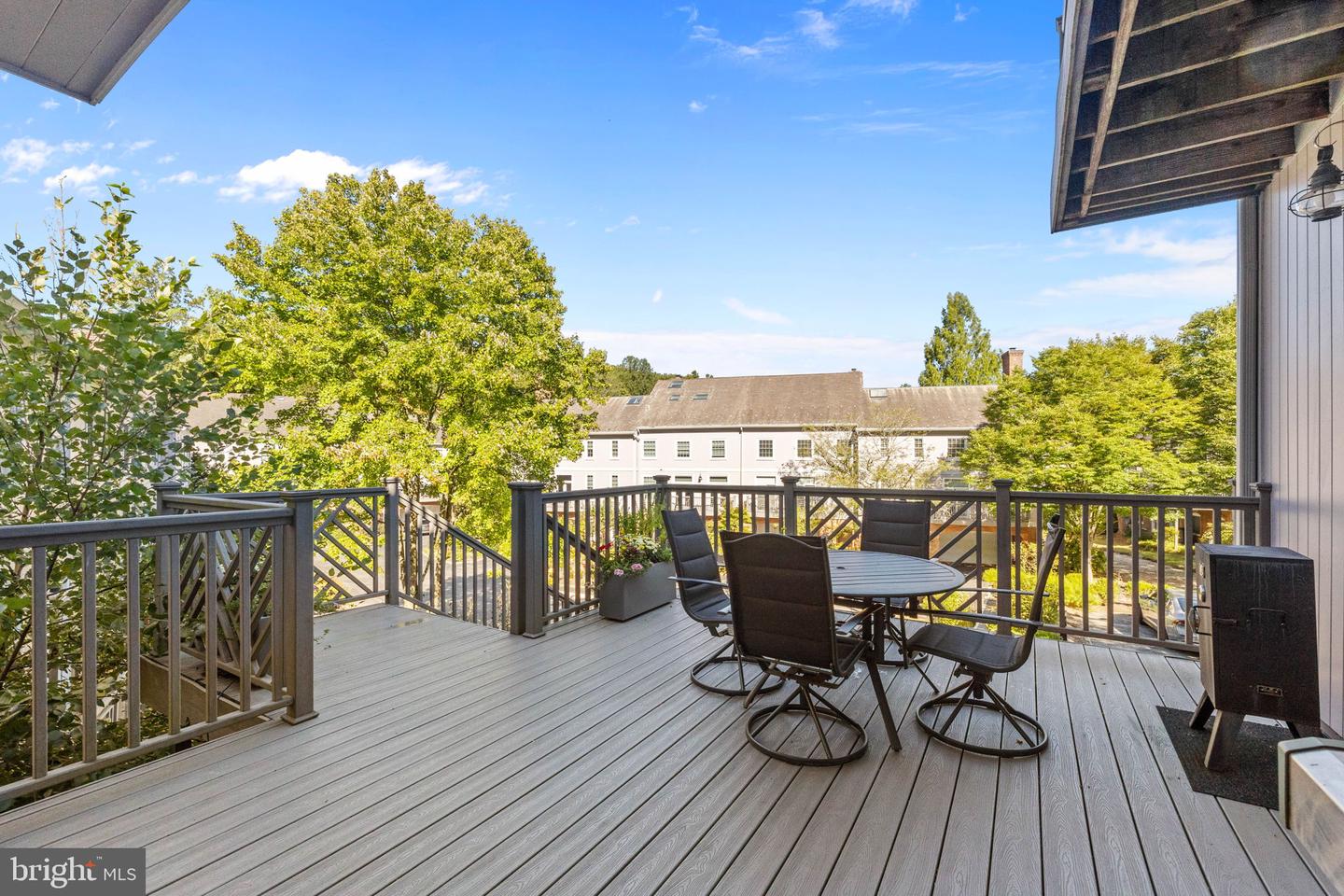 44 MILLSTONE Ln ROCKLAND, DE 19732