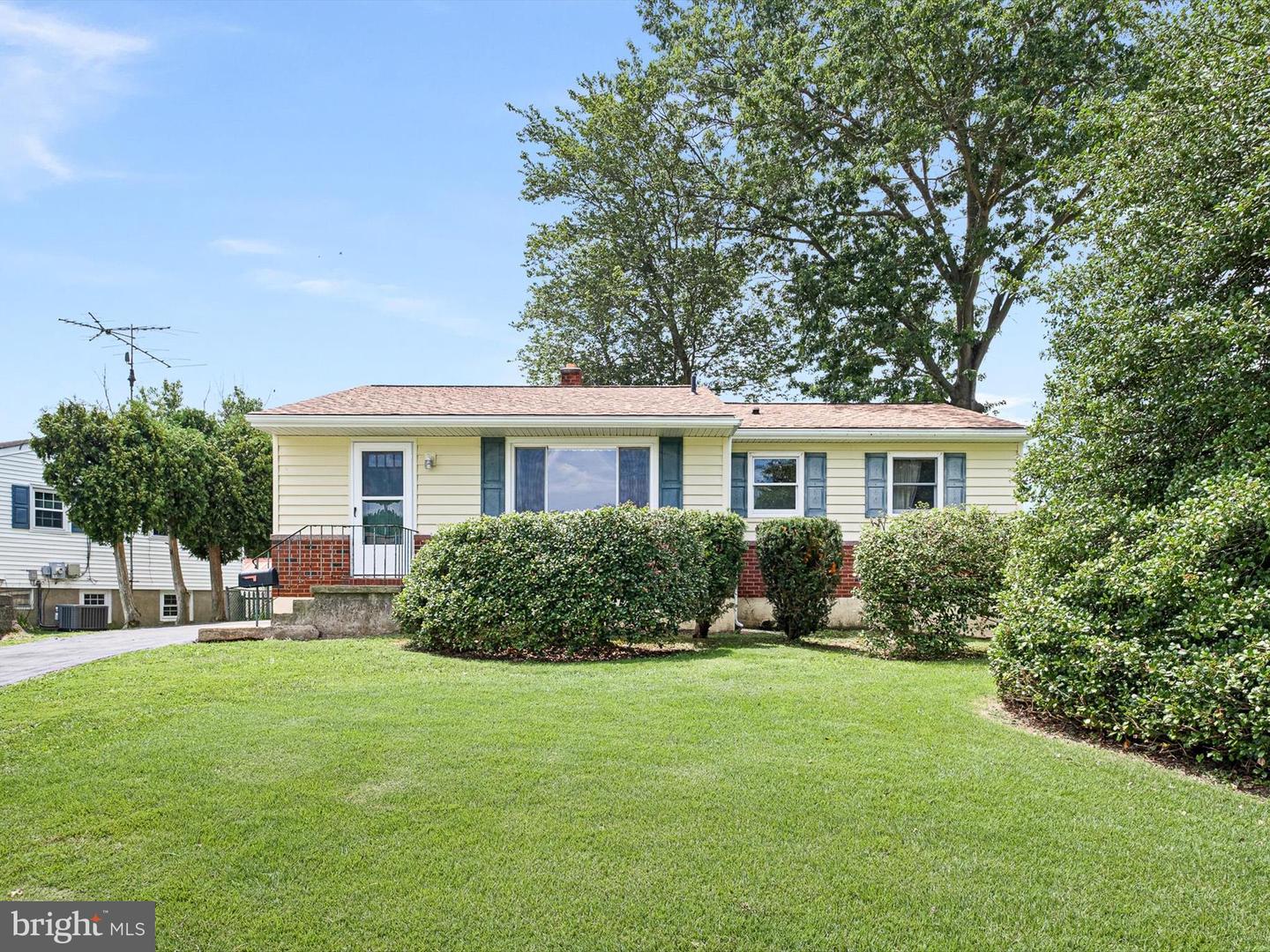32 CORNWALL Rd