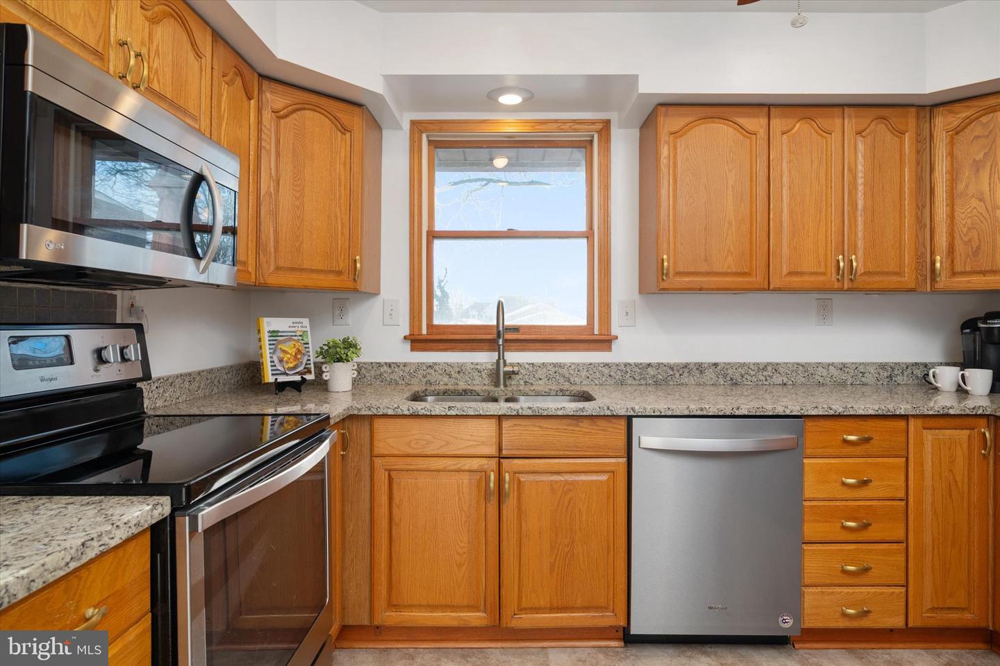 1045 SAINT MARGARETS Dr ANNAPOLIS, MD 21409