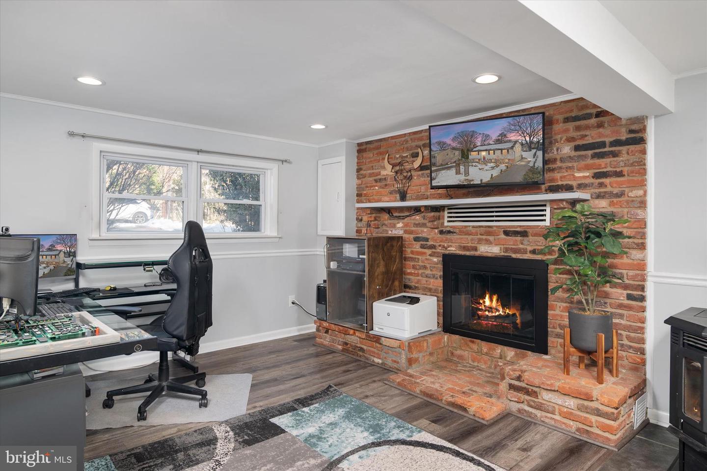 1045 SAINT MARGARETS Dr ANNAPOLIS, MD 21409